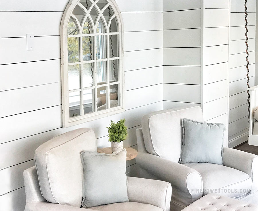 Horizontal shiplap wall